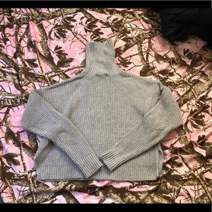 Mid crop Knit sweater